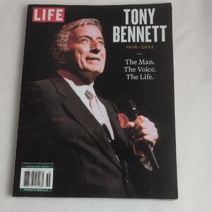 LIFE MAGAZINE TRIBUTE TO TONY BENNETT